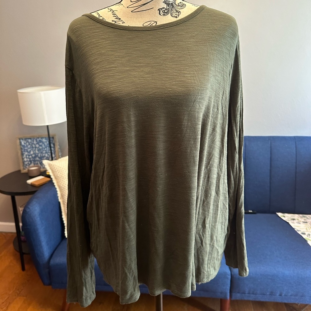 Old Navy Long Sleeve Top